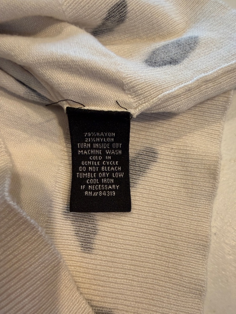 #452.🪷Xhilaration Black and White Spot Print Sweater. Xl - Picture 5 of 8